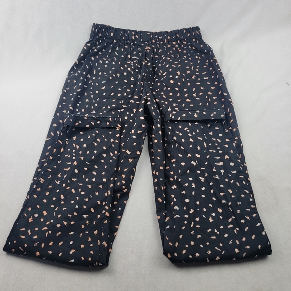 NWT Lifetime Collective Fiona printed pleated straight leg pant Size 26 - Picture 3 of 6